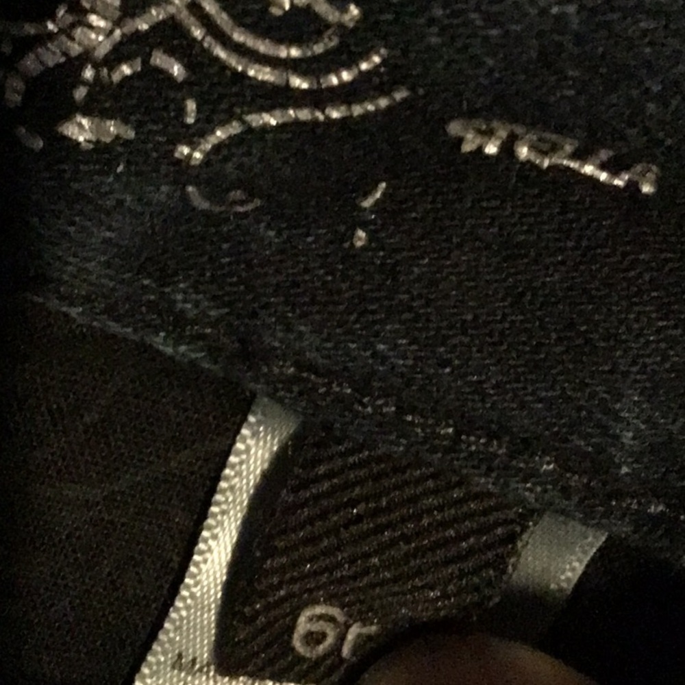 sac741❤️Low Rise Bootcut w/33" Inseam Express Demin Jeans - Picture 7 of 9
